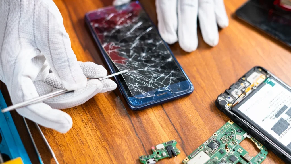 repair and refurbish mobile phones